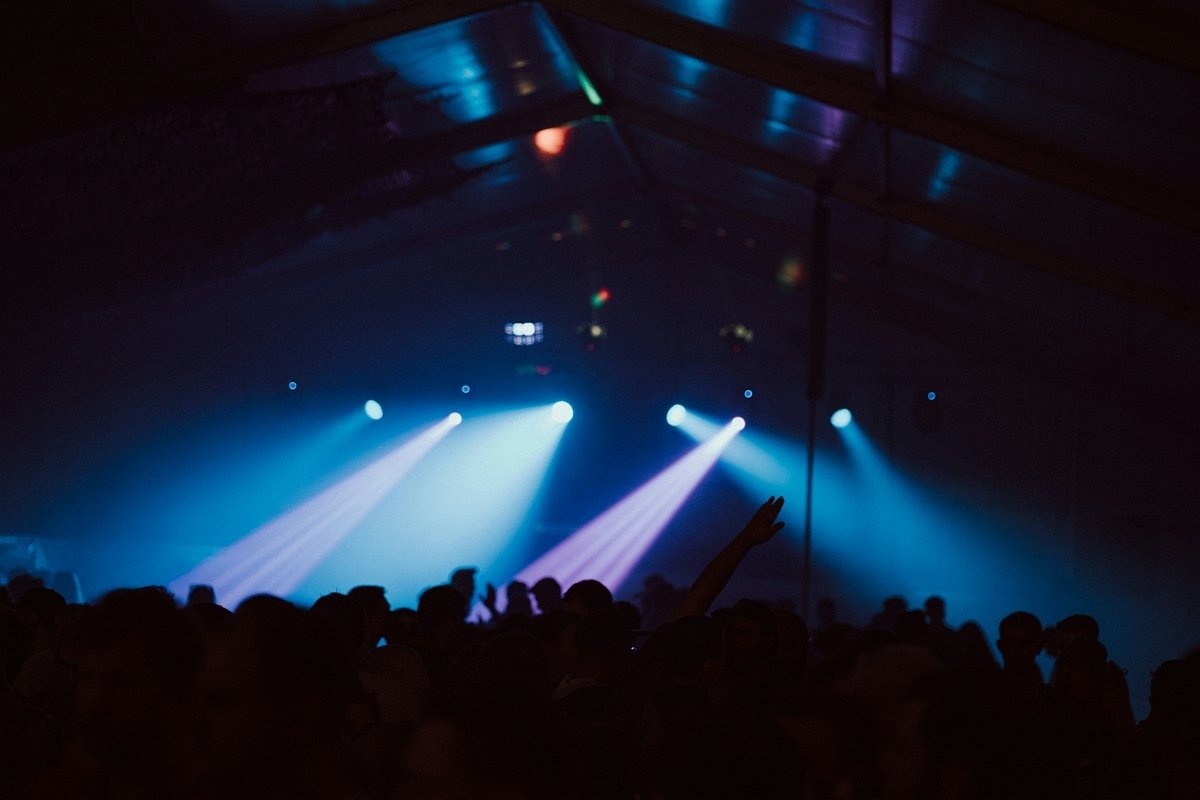 상쾌한 바람을 느끼다